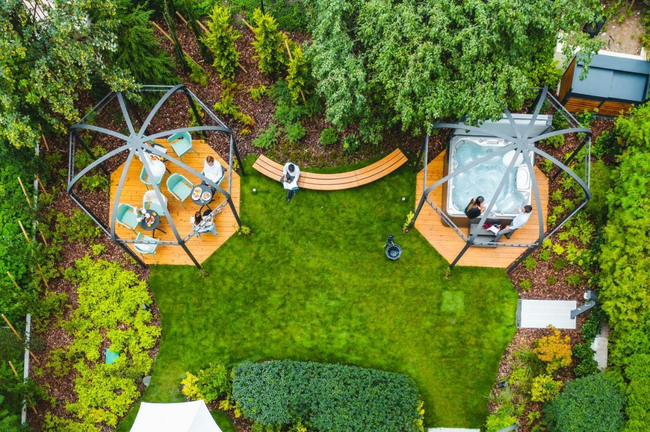 Garden Suites Residence By Tkc Praga Exterior foto